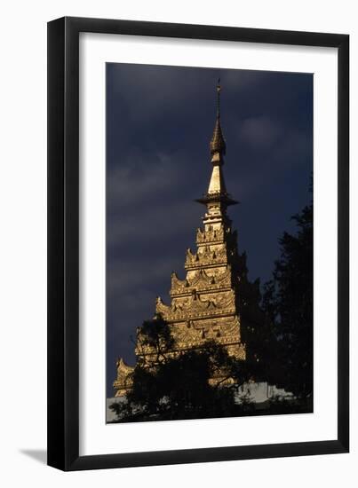 Mahamuni Pagoda or the Great Sage Pagoda-null-Framed Giclee Print