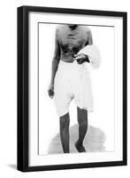 Mahatma Mohandas Karamchand Gandhi (1869-1948) Indian Independantist Leader, Hindu Spiritual Leader-null-Framed Photo