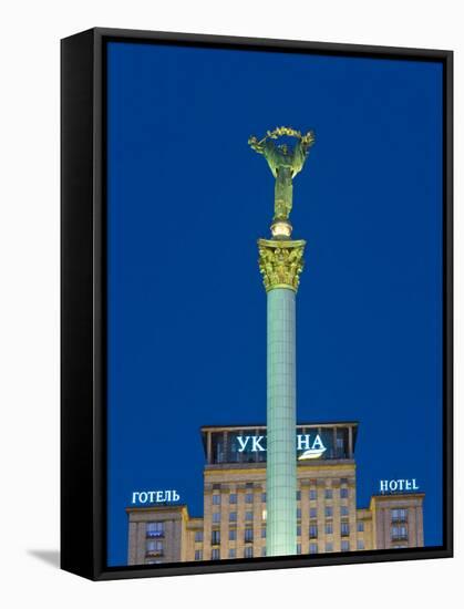 Maidan Maydan Nezalezhnosti Statue, Independence Square, Kiev, Ukraine-Gavin Hellier-Framed Stretched Canvas