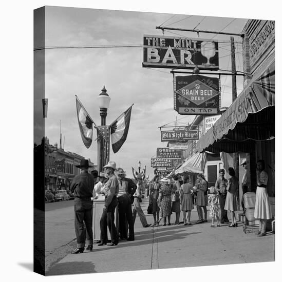 Main street, Sheridan, Wyoming, 1941 (b/w photo)-Marion Post Wolcott-Stretched Canvas