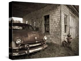 Maine, Potter, Old Gas Station, USA-Alan Copson-Stretched Canvas