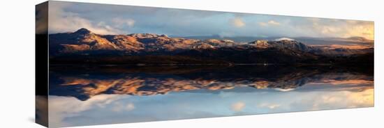 Majestic Reflection-Doug Chinnery-Stretched Canvas