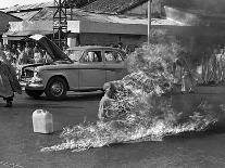 Vietnam Monk Protest-Malcolm Browne-Laminated Premium Photographic Print
