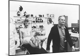 Malcolm Mcdowell and Director Lindsay Anderson During the Filming of O Lucky Man! 1973-null-Mounted Premium Photographic Print