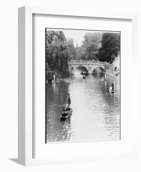 Male and Female Students Punting at Cambridge on the River Cam-Henry Grant-Framed Photographic Print