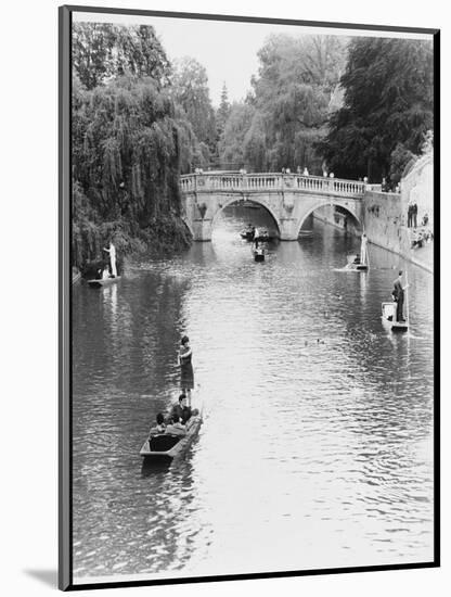 Male and Female Students Punting at Cambridge on the River Cam-Henry Grant-Mounted Photographic Print