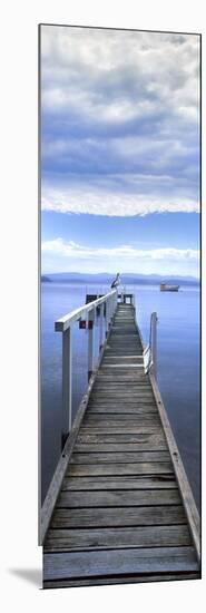 Mallacoota Vert-Wayne Bradbury-Mounted Photographic Print