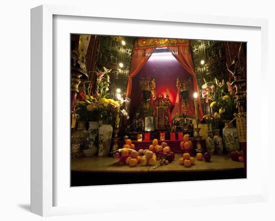 Man Mo Buddhist Temple, Hong Kong, China-Julie Eggers-Framed Premium Photographic Print