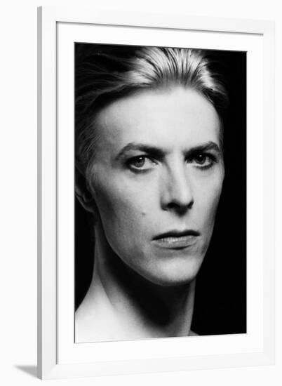 Man Who Fell to Earth, David Bowie 1976-null-Framed Photo