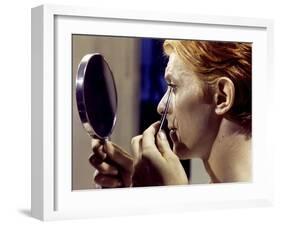 Man Who Fell to Earth, David Bowie, 1976-null-Framed Photo