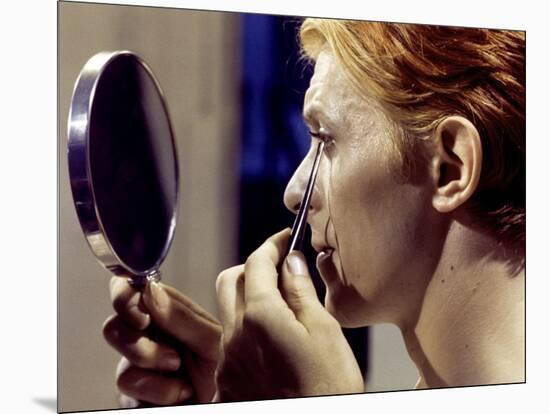 Man Who Fell to Earth, David Bowie, 1976-null-Mounted Photo