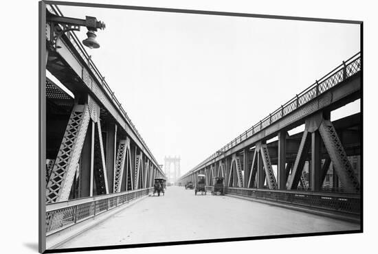 Manhattan Bridge-null-Mounted Photographic Print