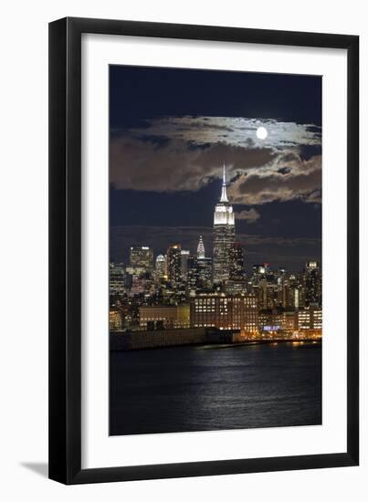 Manhattan, Moonrise over the Empire State Building-Gavin Hellier-Framed Photographic Print