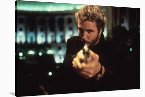 MANHUNTER, 1986 directed by MICHAEL MANN William Petersen (photo)-null-Stretched Canvas