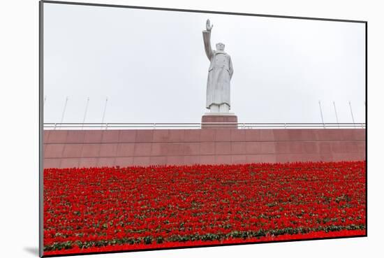 Mao Zedong Statue, Chengdu, Sichuan Province, China-Paul Souders-Mounted Photographic Print