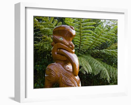 Maori Wood Carving, Ships Cove, Marlborough Sounds, South Island, New Zealand, Pacific-Smith Don-Framed Photographic Print