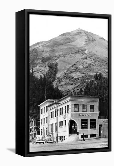 Marathon Mountain in Seward, Alaska Photograph - Seward, AK-Lantern Press-Framed Stretched Canvas