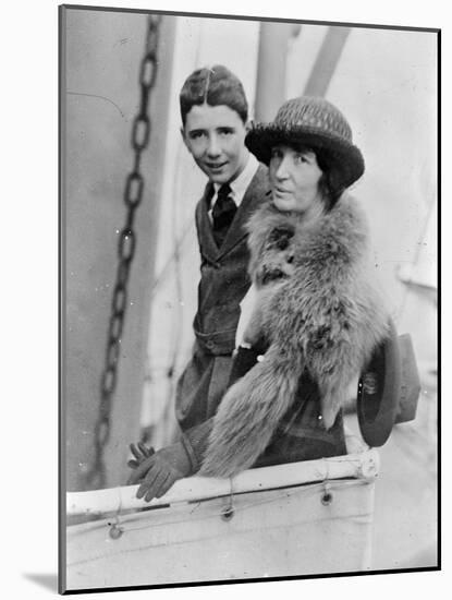 Margaret Sanger and her older son Stuart in Japan, 1922-George Grantham Bain-Mounted Photographic Print