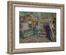 'Marguerite Chapin in Her Apartment with Her Dog', 1910-Edouard Vuillard-Framed Giclee Print