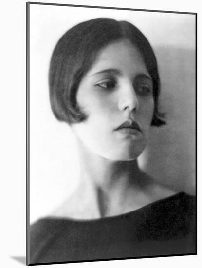 Maria Marin de Orozco, Mexico City, c.1925-Tina Modotti-Mounted Photographic Print