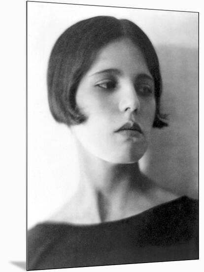 Maria Marin de Orozco, Mexico City, c.1925-Tina Modotti-Mounted Photographic Print