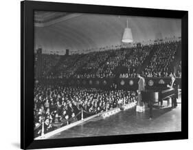 Marian Anderson Performing at the Dar Constitution Hall-null-Framed Premium Photographic Print