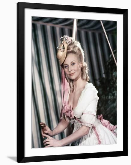 MARIE-ANTOINETTE, 1955 directed by JEAN DELANNOY Michele Morgan (photo)-null-Framed Photo