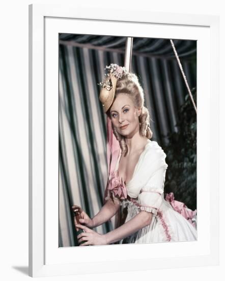 MARIE-ANTOINETTE, 1955 directed by JEAN DELANNOY Michele Morgan (photo)-null-Framed Photo