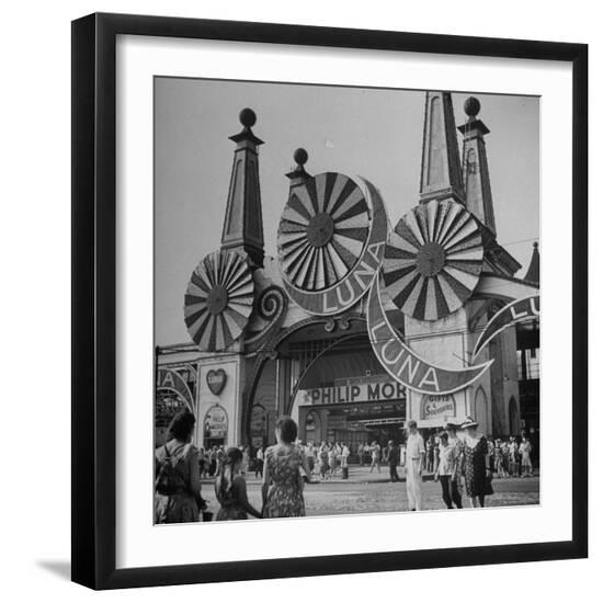 Premium Photographic Print, , large