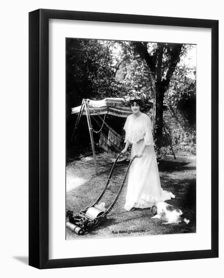 Marie Studholme (1875-193), English Actress, 1900s-null-Framed Giclee Print