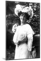 Marie Studholme (1875-193), English Actress, 1900s-J Beagles & Co-Mounted Giclee Print