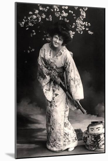 Marie Studholme (1875-193), English Actress, 20th Century-Foulsham and Banfield-Mounted Giclee Print