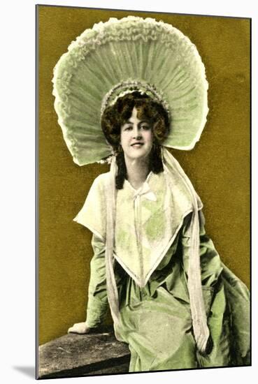 Marie Studholme (1875-193), English Actress, Early 20th Century-J Beagles & Co.-Mounted Giclee Print
