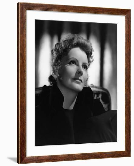 Marie Walewska (Conquest) by Clarence Brown with Greta Garbo, 1937 (b/w photo)-null-Framed Photo