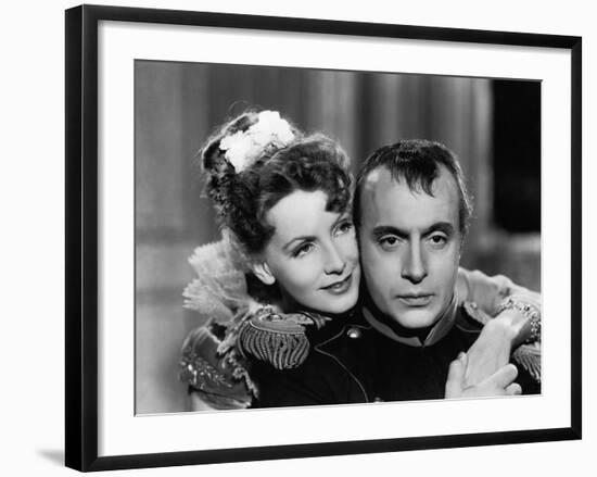 Marie Walewska (Conquest) by Clarence Brown with Greta Garbo and Charles Boyer (dans le role by Nap-null-Framed Photo