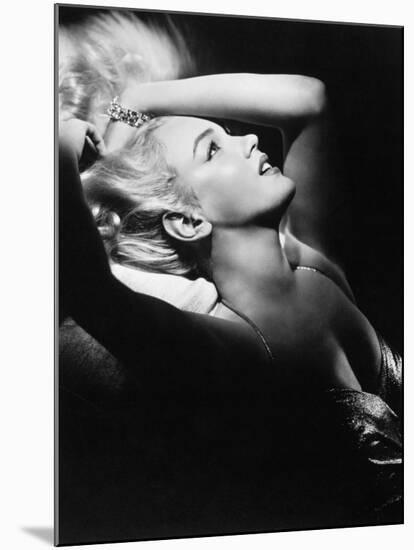 Marilyn Monroe, 1950-null-Mounted Photographic Print