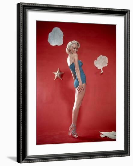 Marilyn Monroe, 1953-null-Framed Photographic Print