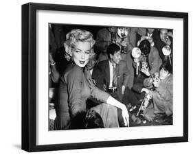 Marilyn Monroe, 1954. Marilyn Monroe In Japan for His Honeymoon With Joe Dimaggio, 1954-null-Framed Photographic Print