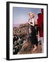 Marilyn Monroe, 1954-null-Framed Photographic Print