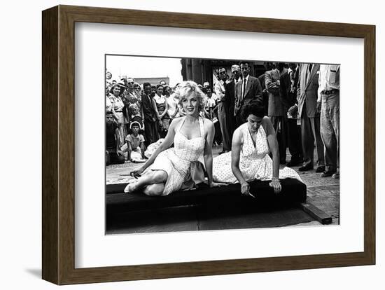 Marilyn Monroe and Jane Russell-null-Framed Art Print