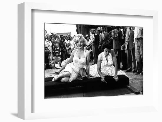 Marilyn Monroe and Jane Russell-null-Framed Art Print