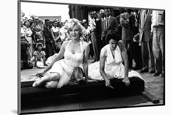 Marilyn Monroe and Jane Russell-null-Mounted Art Print