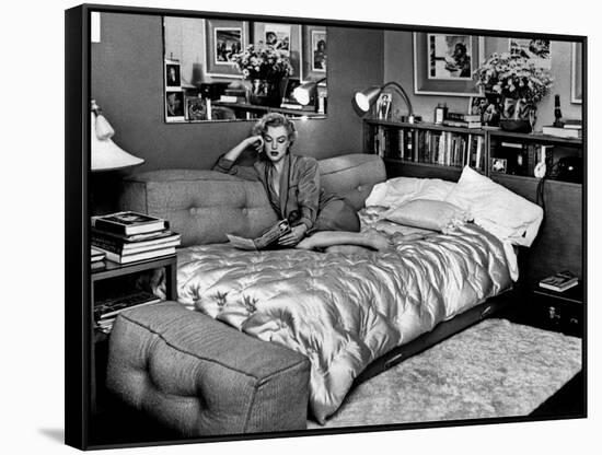 Marilyn Monroe at Home in Hollywood in 1962-null-Framed Stretched Canvas