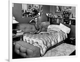 Marilyn Monroe at Home in Hollywood in 1962-null-Framed Photo