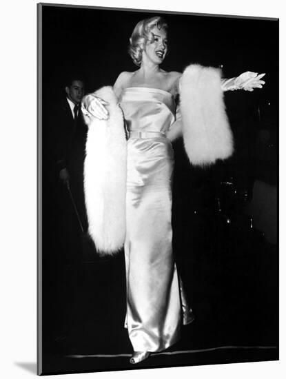 Marilyn Monroe at Premiere of Film "Call Me Madam" on March 4, 1953-null-Mounted Photo