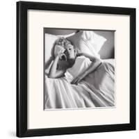 Marilyn Monroe: Bed-null-Framed Art Print