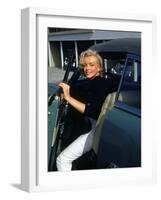 Marilyn Monroe Getting Out of a Car-Alfred Eisenstaedt-Framed Premium Photographic Print