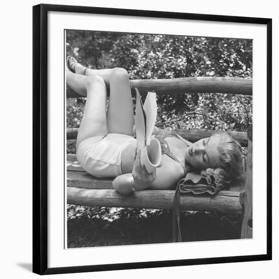 Marilyn Monroe in California-Ed Clark-Framed Photographic Print