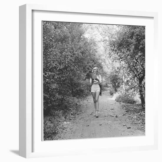 Marilyn Monroe in California-Ed Clark-Framed Premium Photographic Print