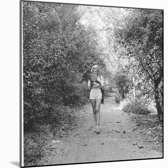 Marilyn Monroe in California-Ed Clark-Mounted Premium Photographic Print